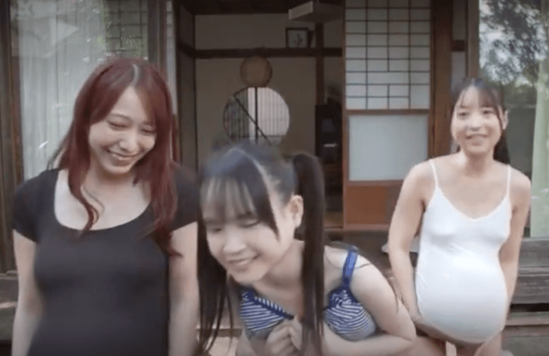 【天馬ゆい・弥生みづき・工藤ララ】巨乳・貧乳の母娘3人を順番に子作り孕ませ4PハーレムアダルトAVエロ動画♡